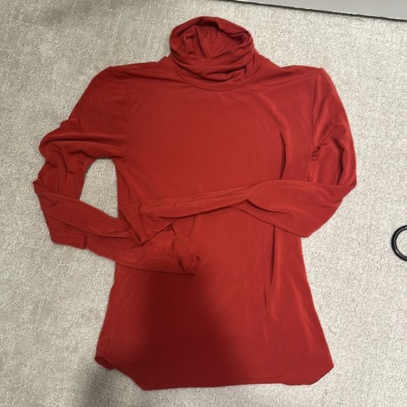 ARITIZIA Babaton size Small. Red turtle neck. Flattering & fits well even if - Picture 6 of 8